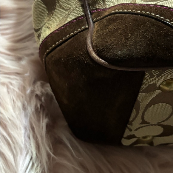 Coach Tan and Brown Signature Tote - Picture 12 of 16